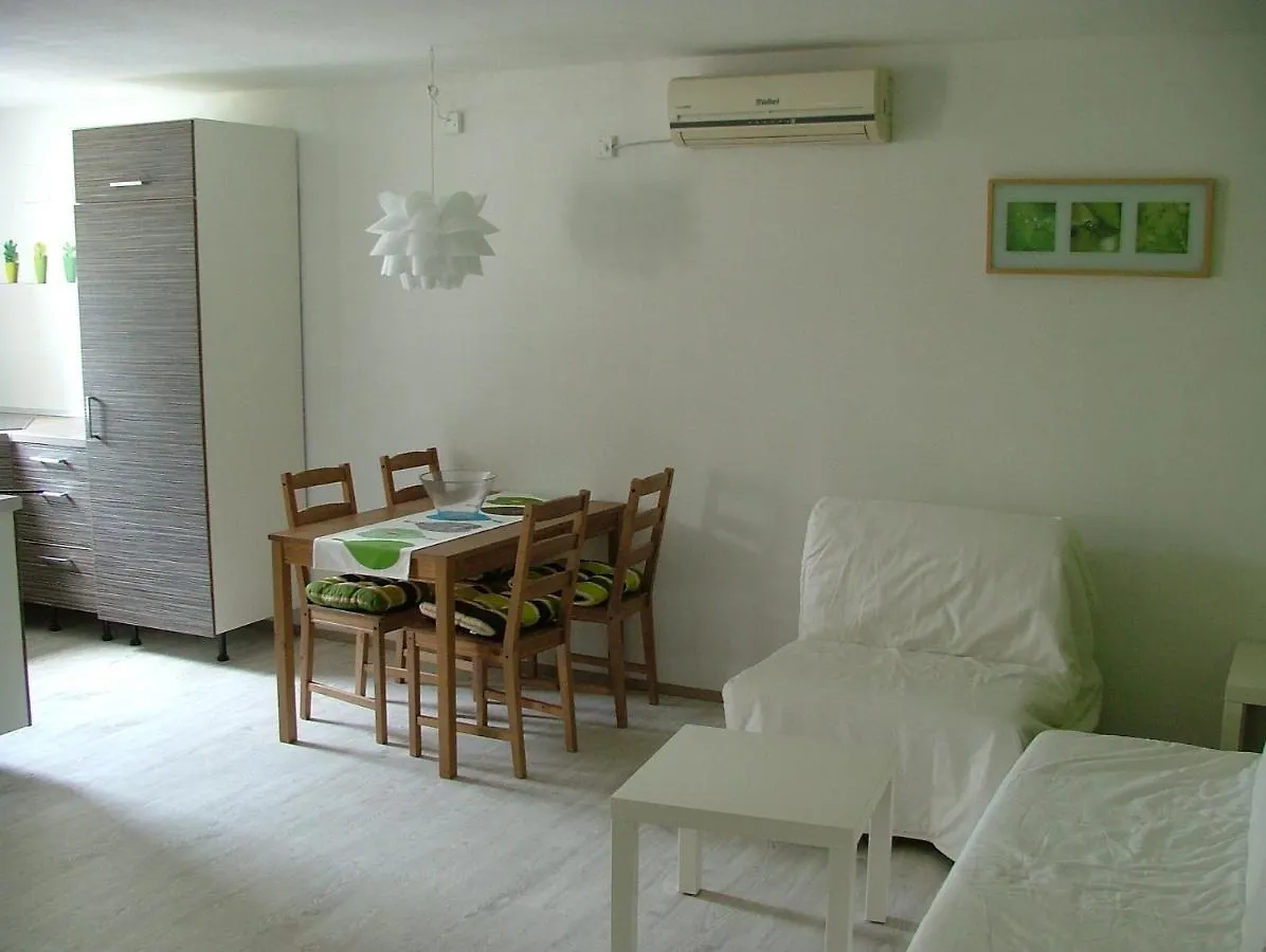 Umag Apartment Meavita